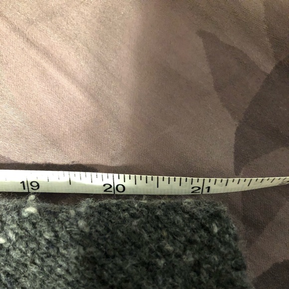 Joie poncho wool gray burgundy white. Worn twice. M/L fits 8-12. - Picture 5 of 7